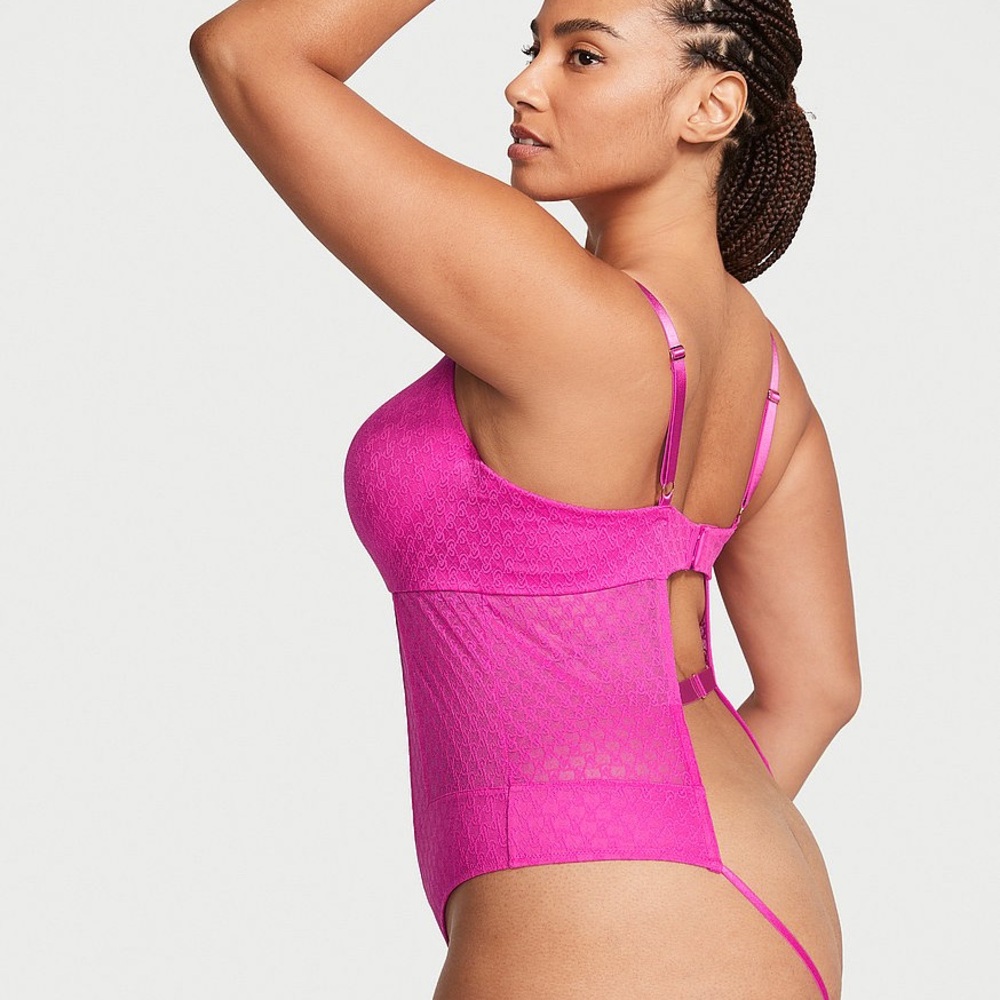 Victoria Secret  VERY SEXY
Icon by Victoria's Secret Push-Up Teddy - Picture 5 of 5